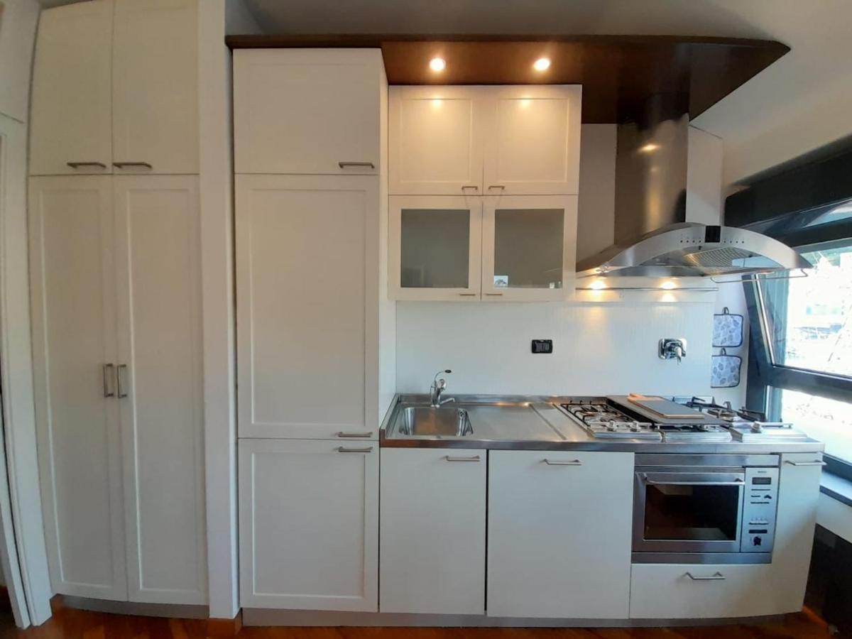 Bilocale Vista Mare Con Terrazzo-Porto Antico- Parcheggio Scontato Apartman Genova Kültér fotó