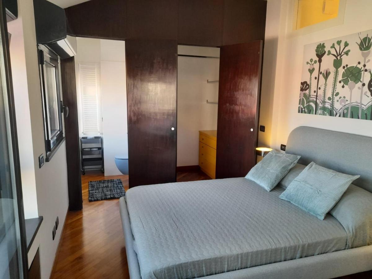 Bilocale Vista Mare Con Terrazzo-Porto Antico- Parcheggio Scontato Apartman Genova Kültér fotó