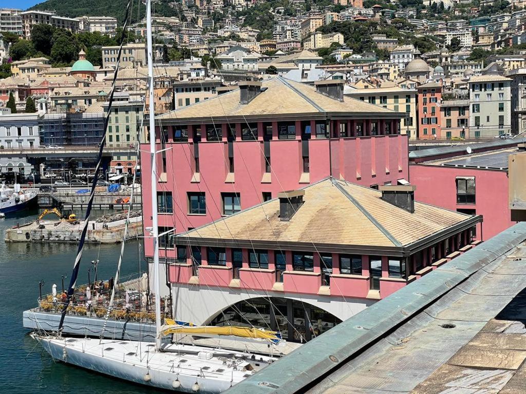 Bilocale Vista Mare Con Terrazzo-Porto Antico- Parcheggio Scontato Apartman Genova Kültér fotó