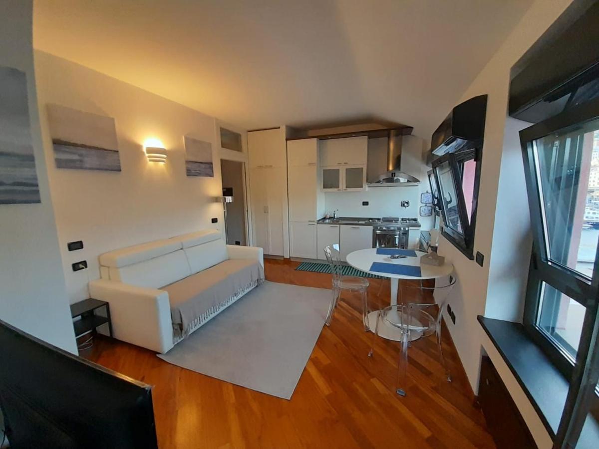 Bilocale Vista Mare Con Terrazzo-Porto Antico- Parcheggio Scontato Apartman Genova Kültér fotó